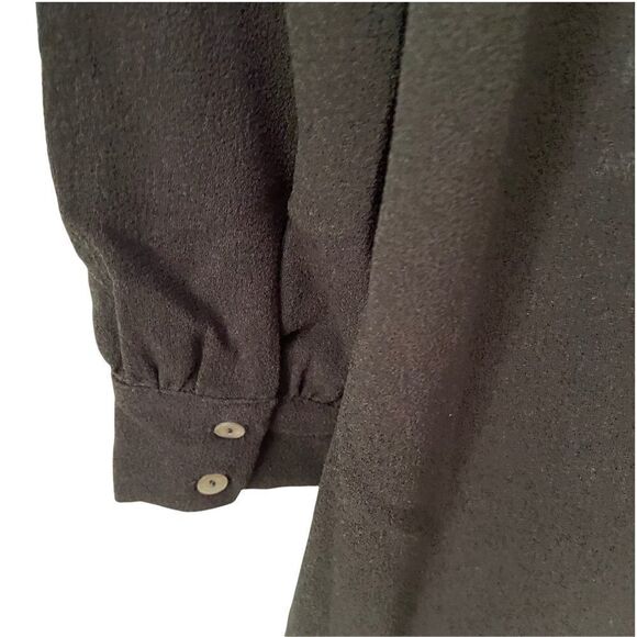 NEW Olivaceous Black Choker V-neck Dress in Size Medium - Picture 11 of 13